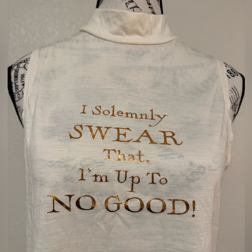 HARRY POTTER Wizarding World tank. “I solemnly sweat that I’m up to no good”.